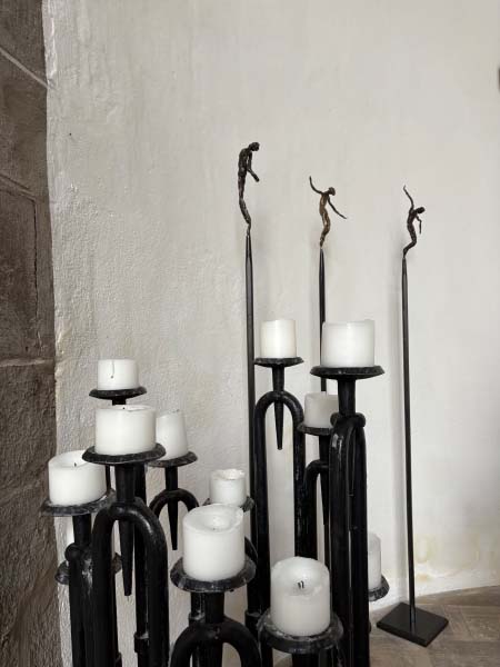 Installation von Ludger Hinse in der Frauenbergkirche St. Jacobi